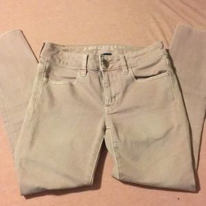 American Eagle Outfitters Pants - American eagle skinny capris American Eagle Outfitters Pants - American eagle skinny capris
